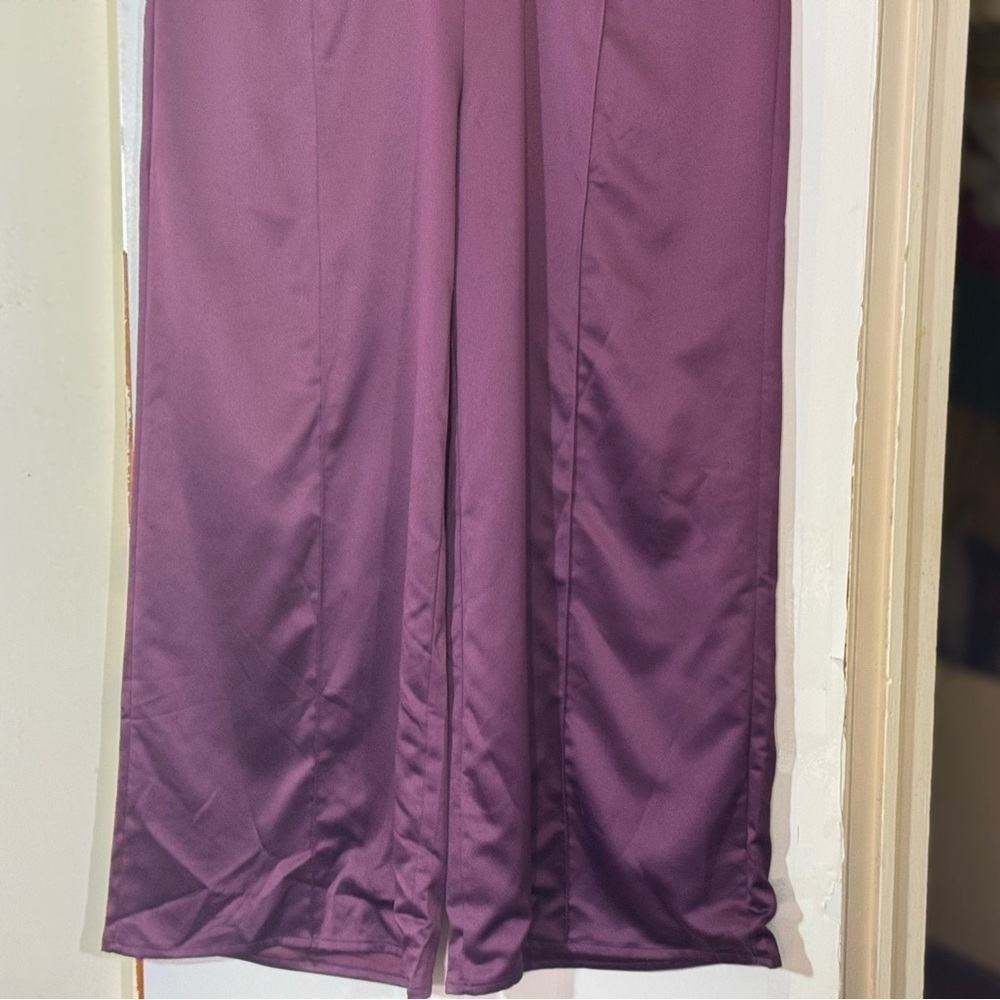 Prettylittlething Premium Plum Constructed Satin Pleat Wide Leg Pants - Picture 5 of 12